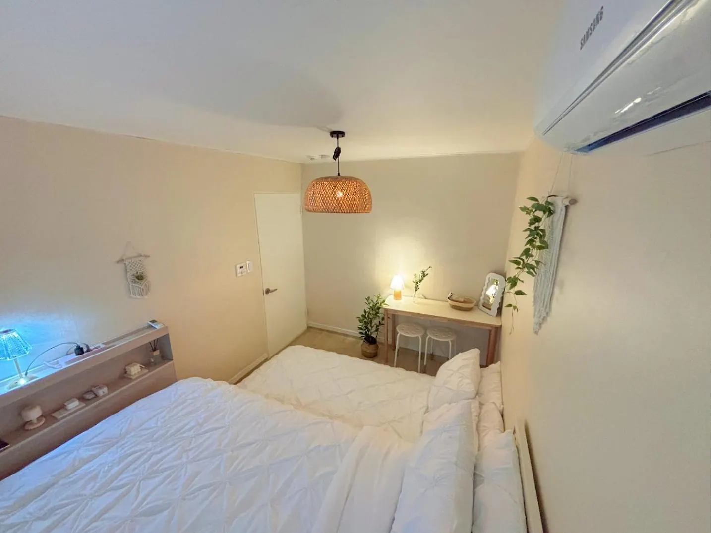 Once In Sinchon Daire Seul